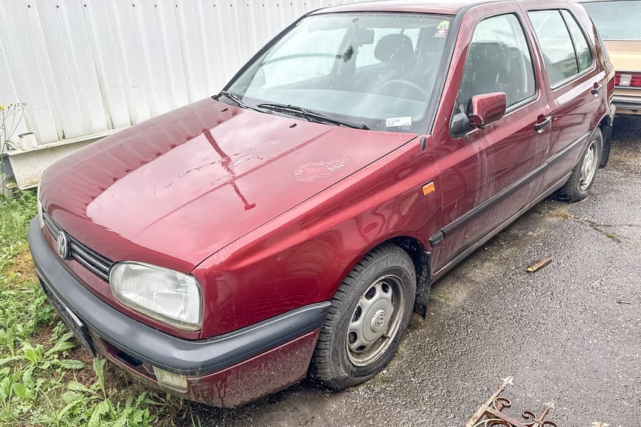 PKW VW Golf GL - nicht fahrbereit, keine Papiere vorhanden